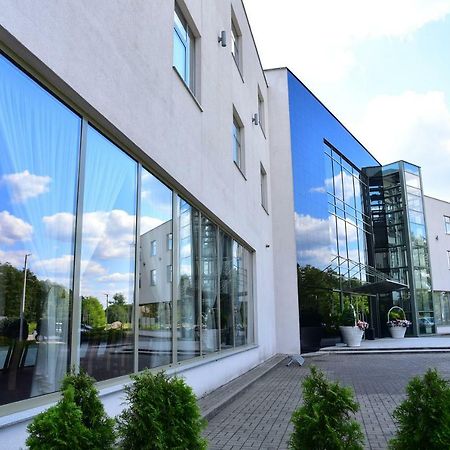 Hotel Hi-Fi Spa Nowy Tomyśl Екстериор снимка